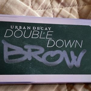 Urban Decay Double down brow shadow